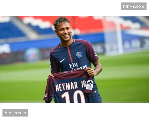 大连英博官宣加纳前锋阿奇姆彭：第五外援加盟，与马莱莱组成锋线搭档