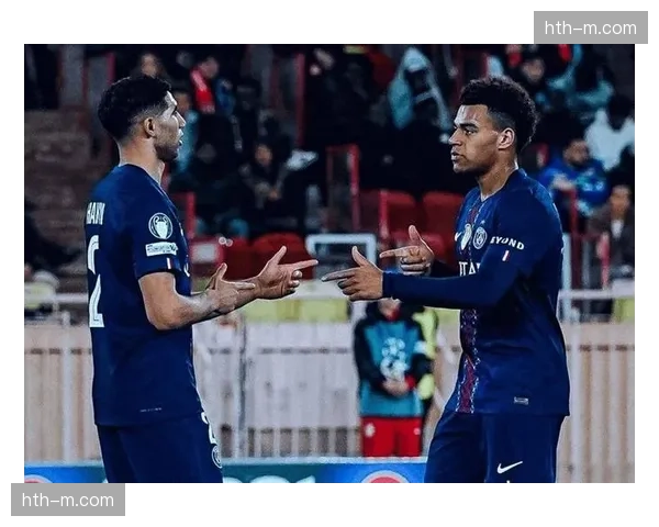 巴黎圣日耳曼首回合0-2落后,连扳三球完成惊天逆转 巴黎圣日耳曼首回合0-2落后,连扳三球完成惊天逆转