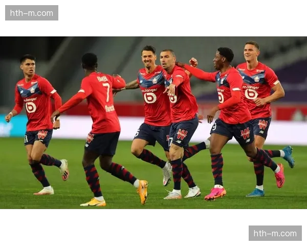 摩纳哥关键战前传利好,中场核心福法纳恢复完整合练 摩纳哥关键战前传利好,中场核心福法纳恢复完整合练